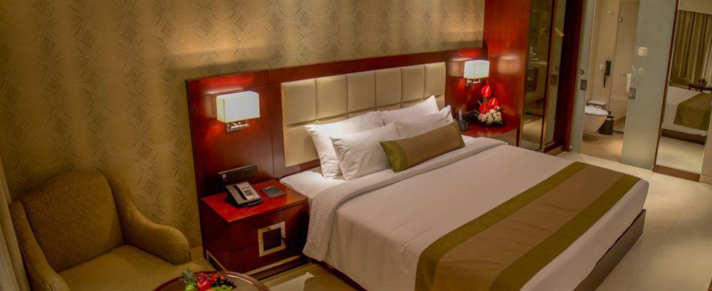 Acacia Goa Hotel Sinquerim Eksteriør billede