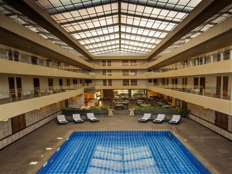Acacia Goa Hotel Sinquerim Eksteriør billede